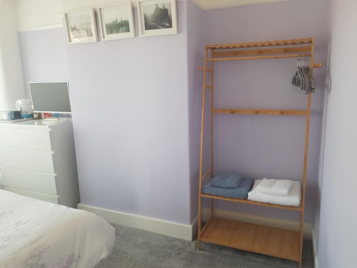 No. 70 Bed & Breakfast Southport
