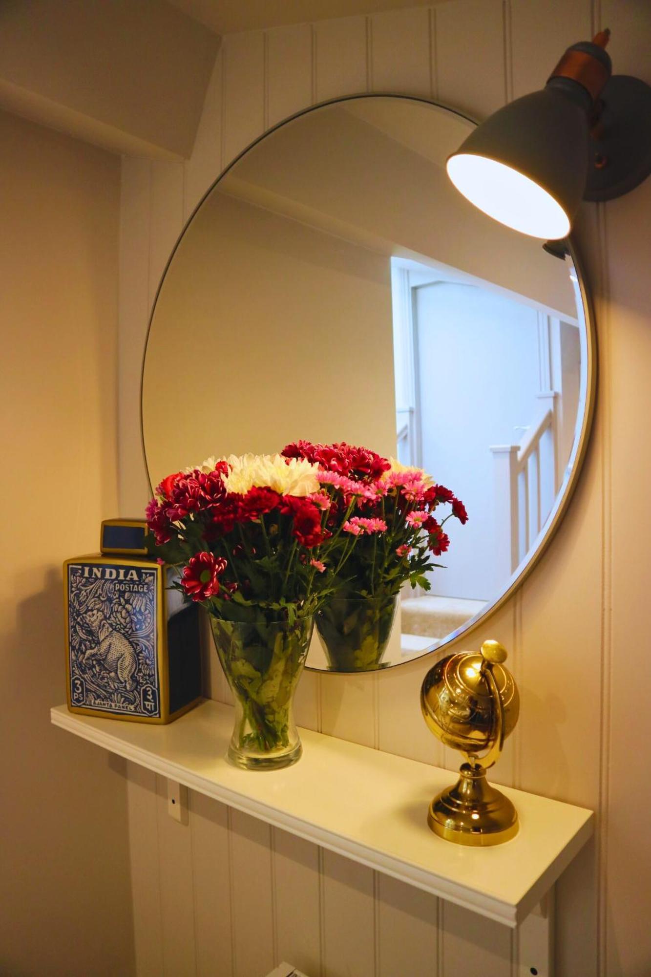 Apartment No 9 The Folly *