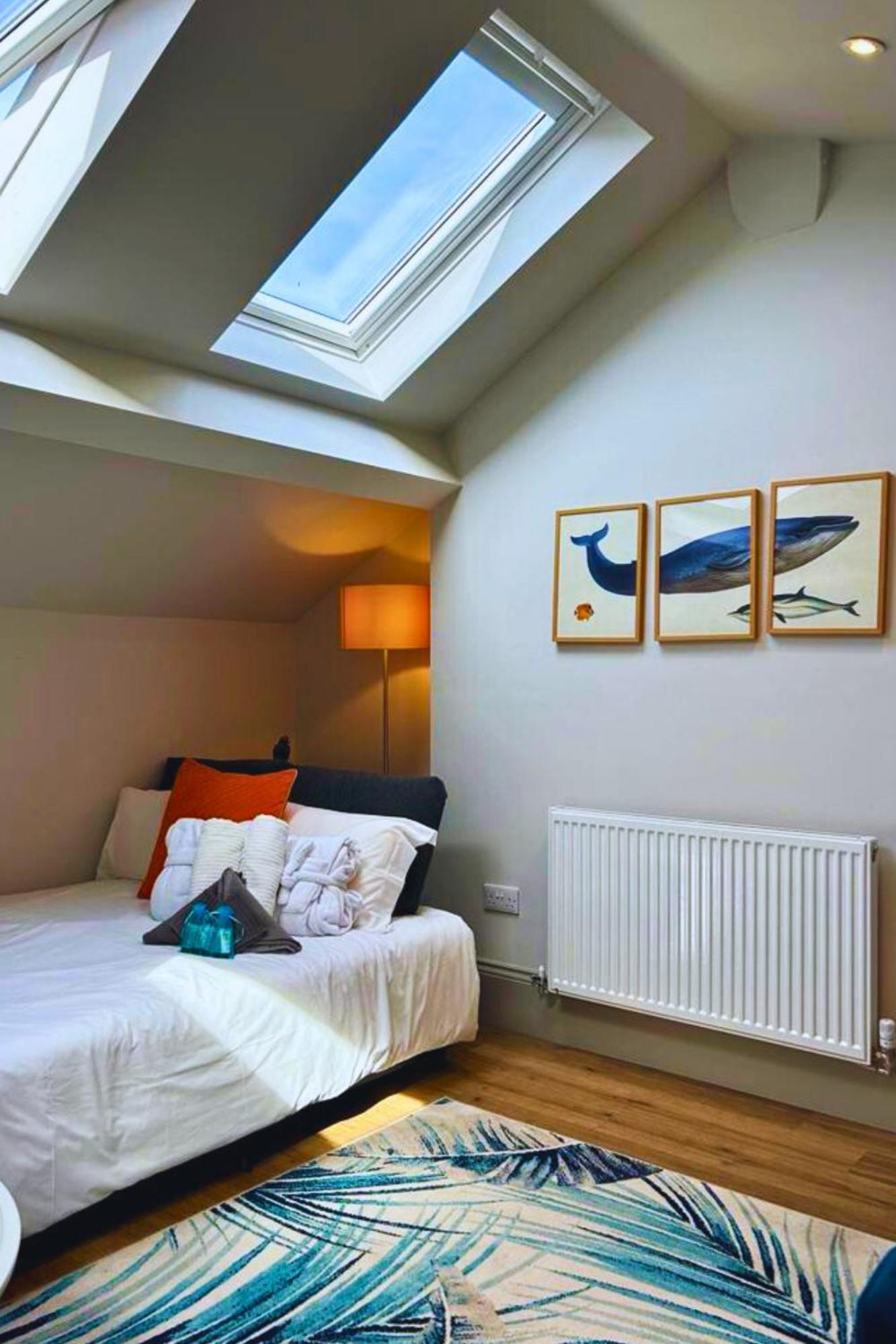 No 9 The Folly Apartment *