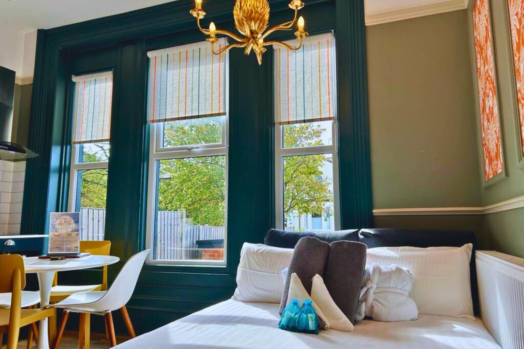 No 9 The Folly Apartment