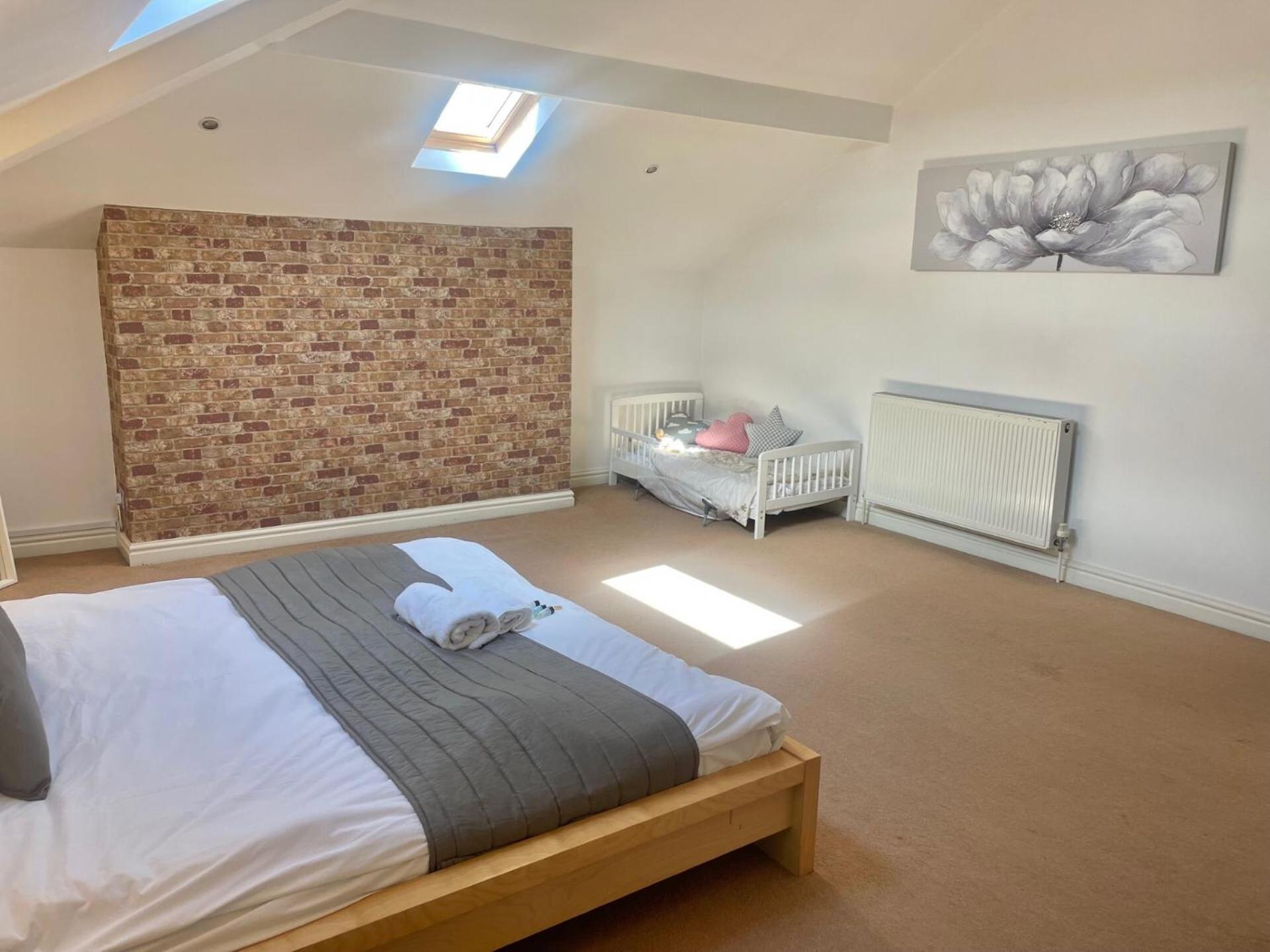 House 3 Bed Penthouse Southport