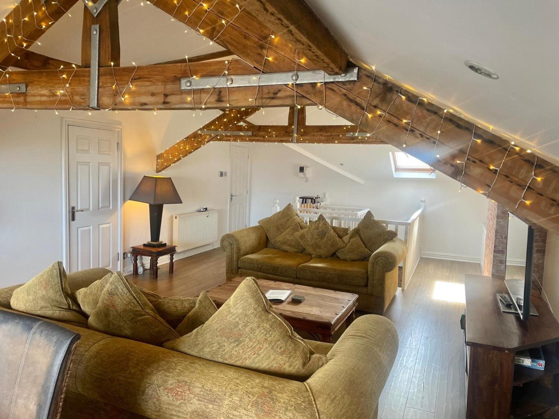 Apartment House 3 Bed Penthouse Southport