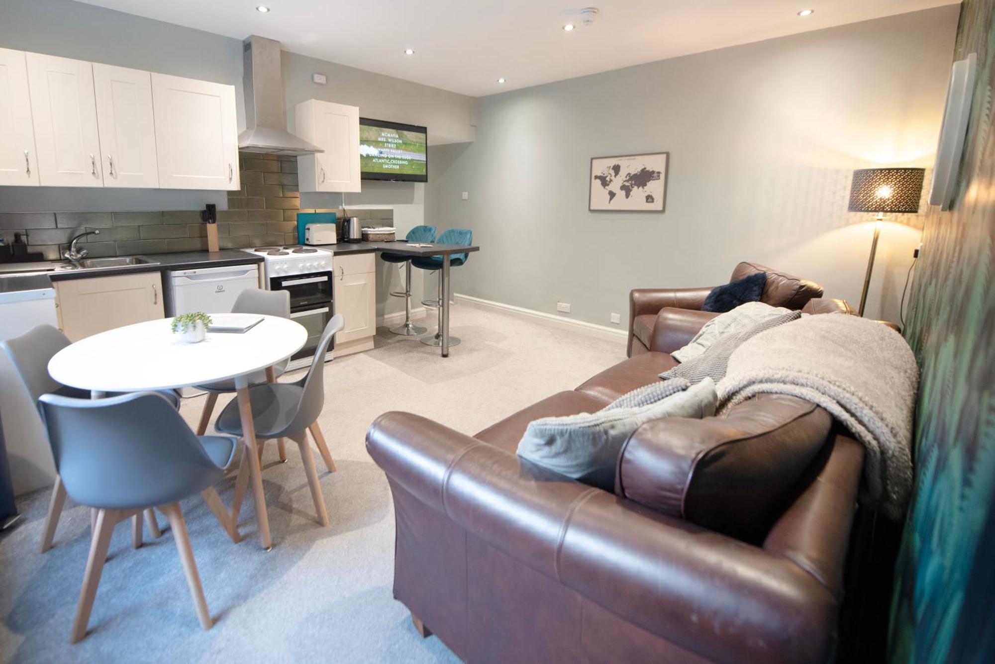Stamford 3 Bed Apartment, Central, Quiet Apartment Southport