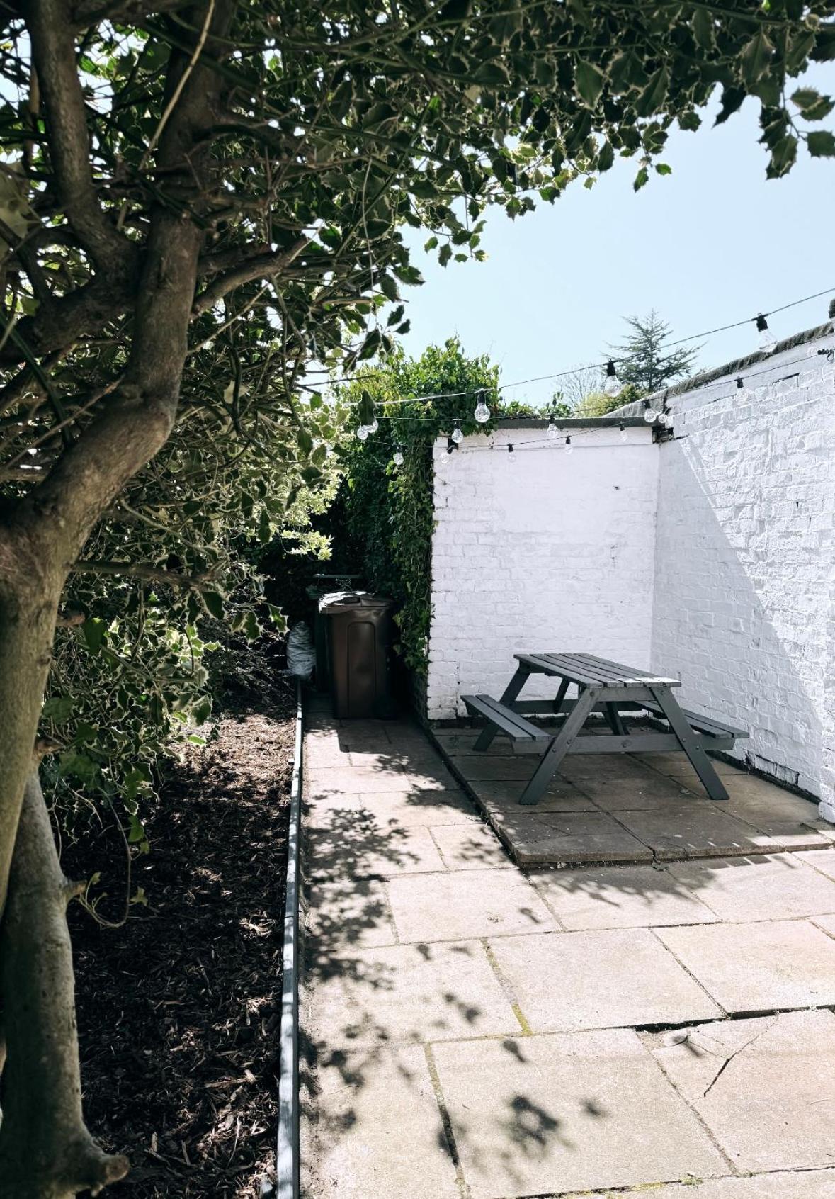 Spacious Victorian Birkdale With Garden