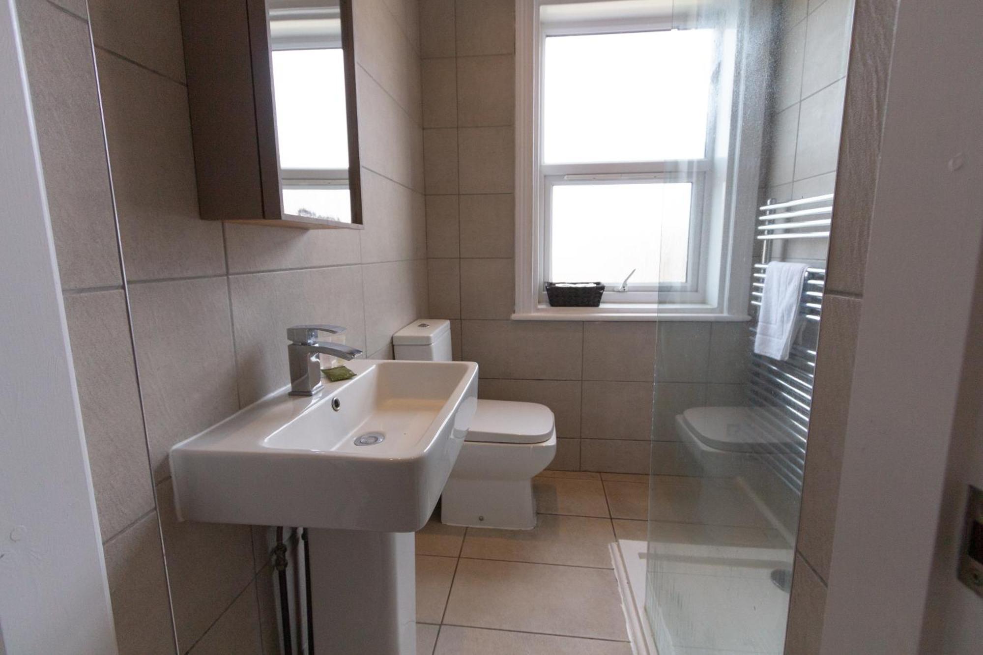 Apartment Seaside Retreat - 2br In *