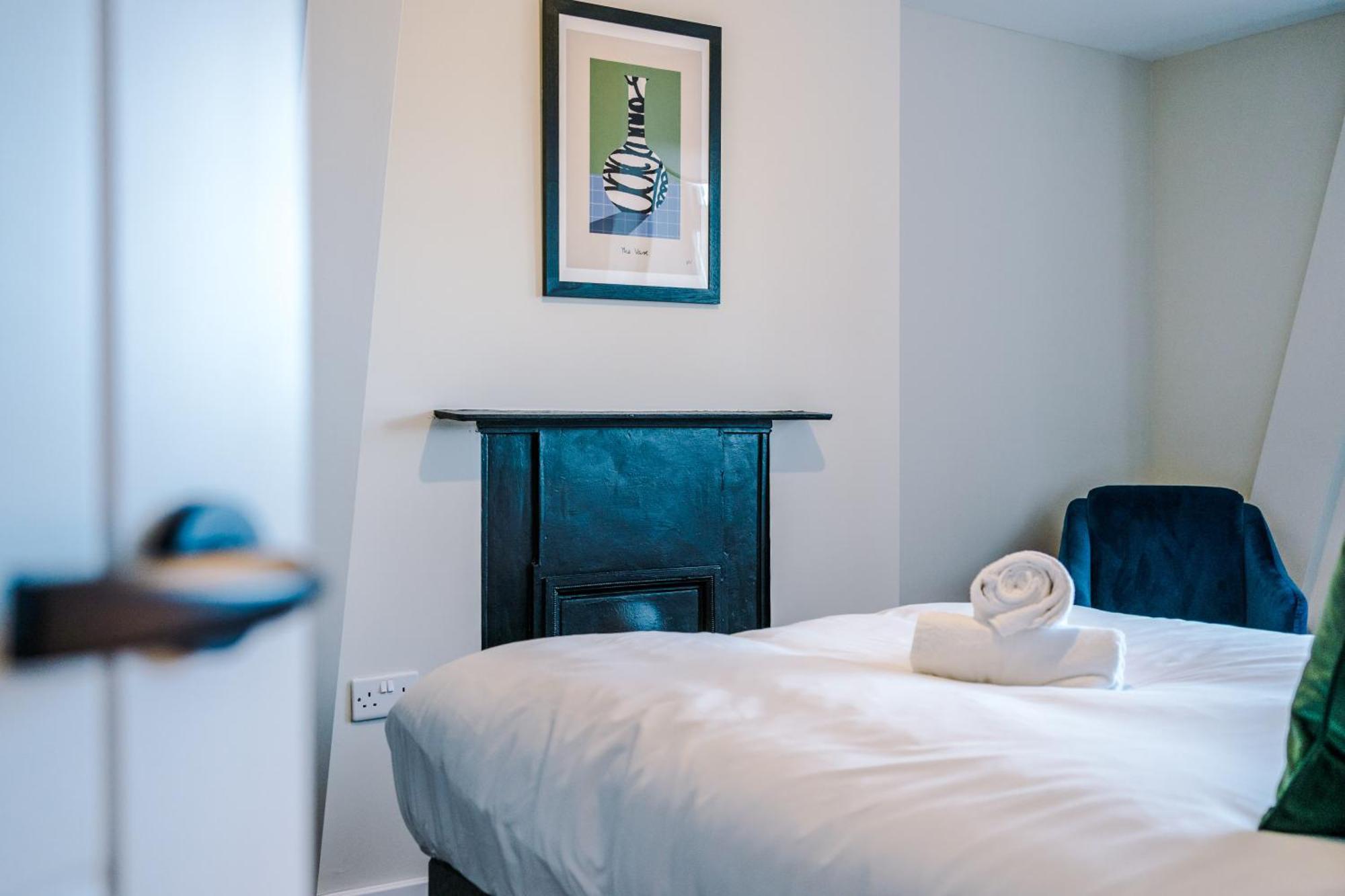 Apartment Stylish, Central And Spacious In