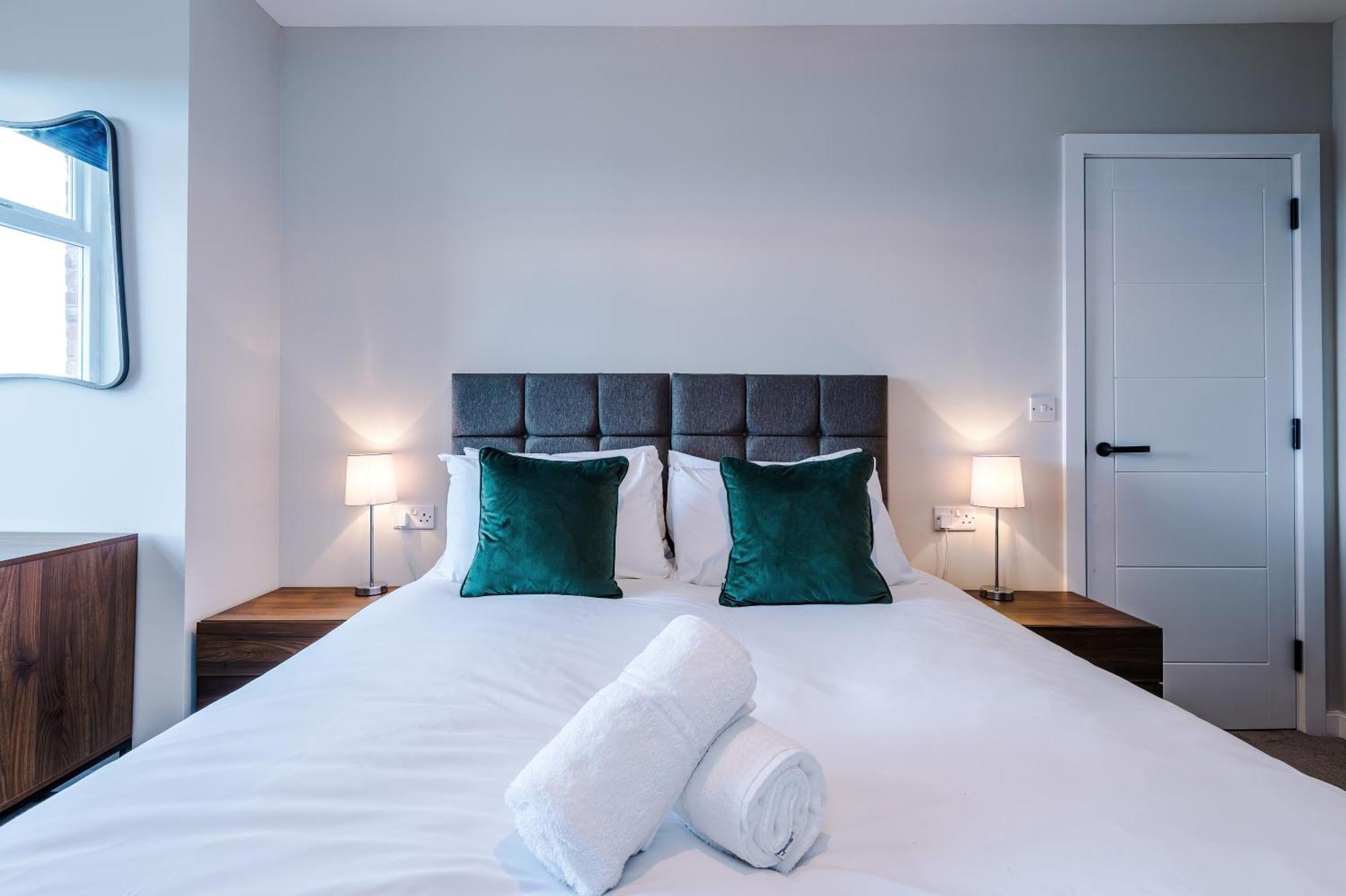 Stylish, Central And Spacious In