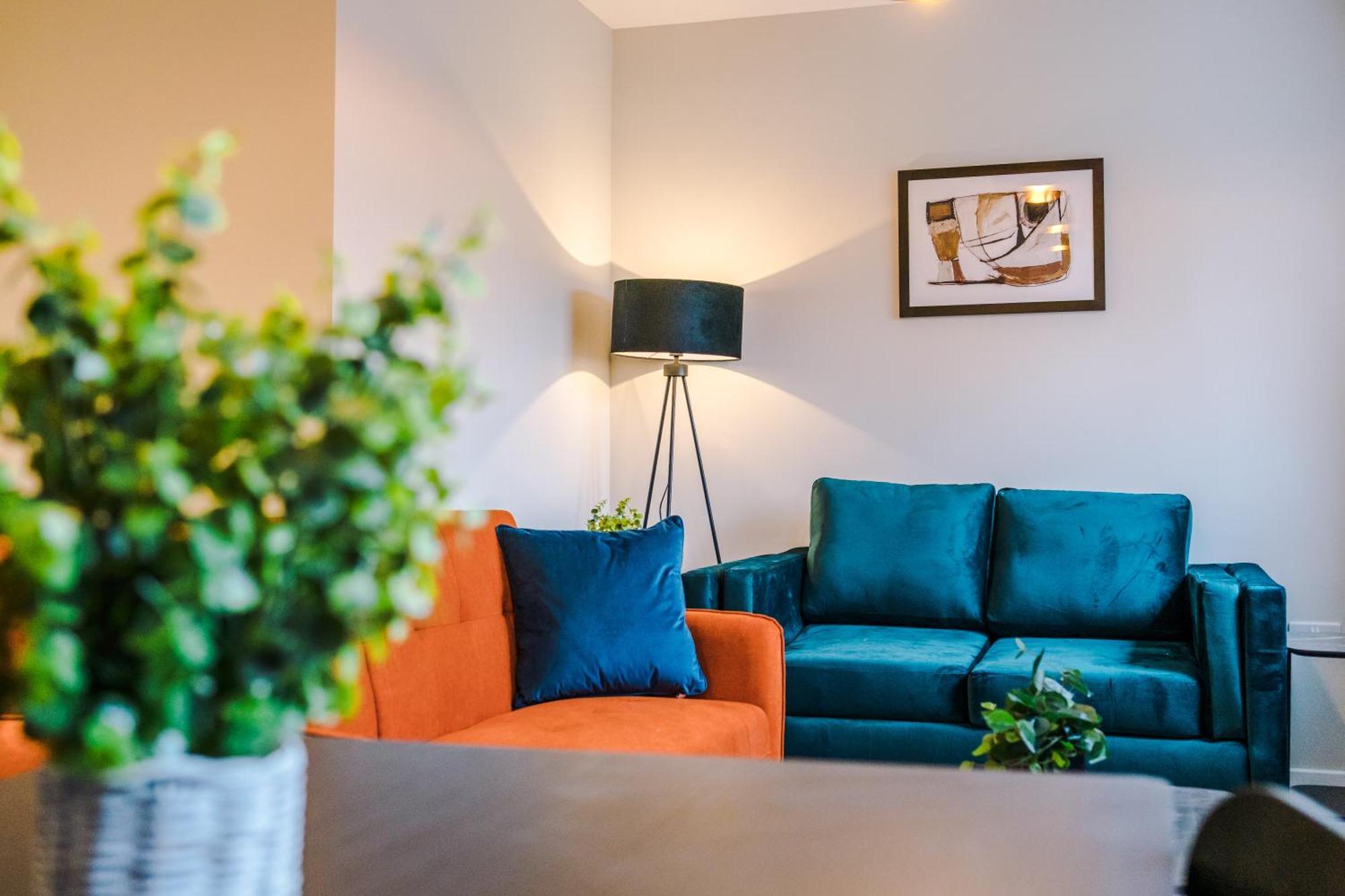 Stylish, Central And Spacious In Apartment Southport