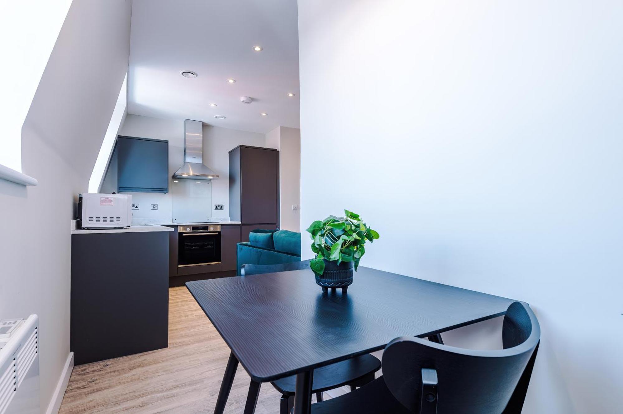 Stylish, Central And Spacious In Southport