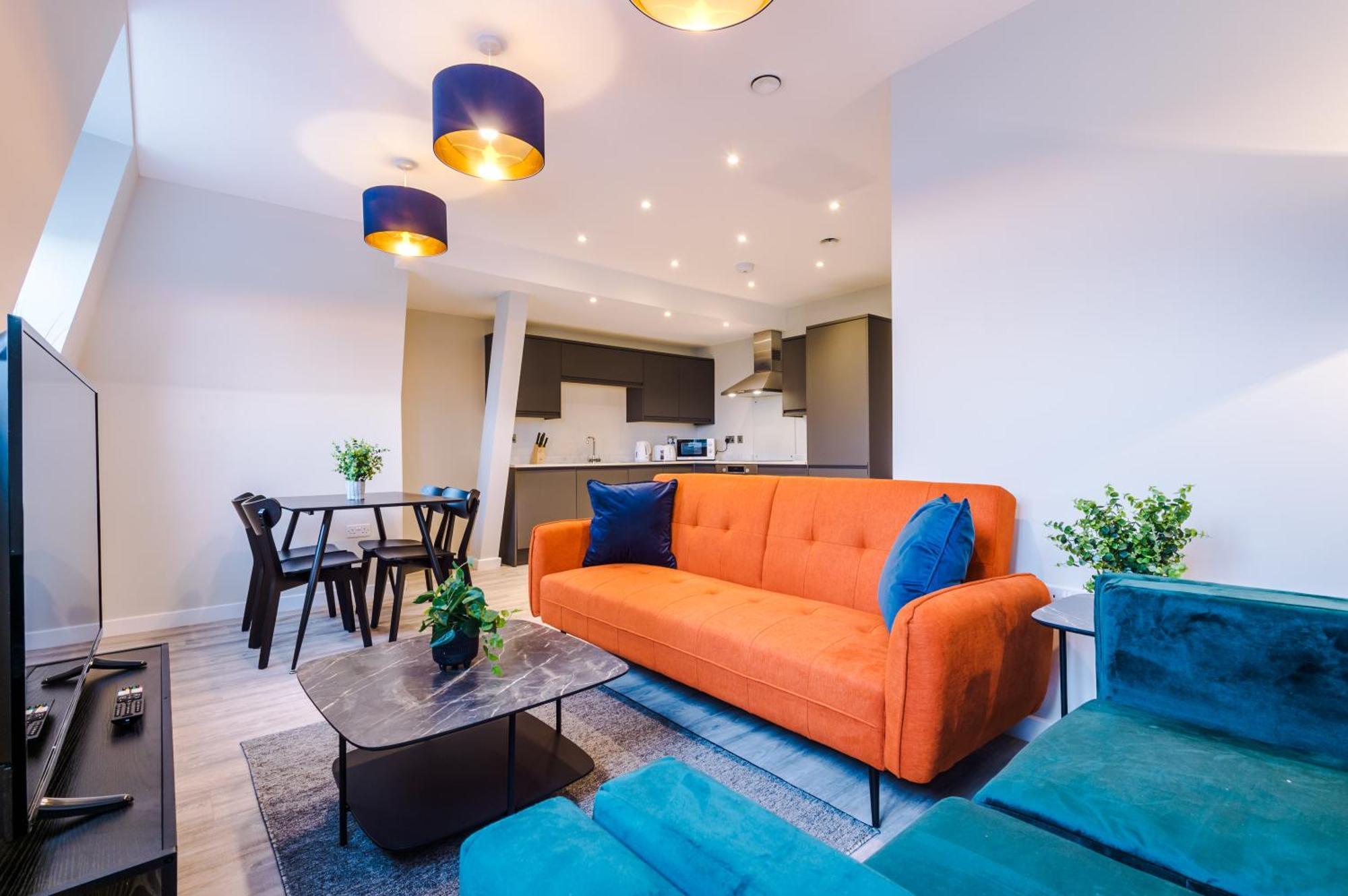 Apartment Stylish, Central And Spacious In Southport