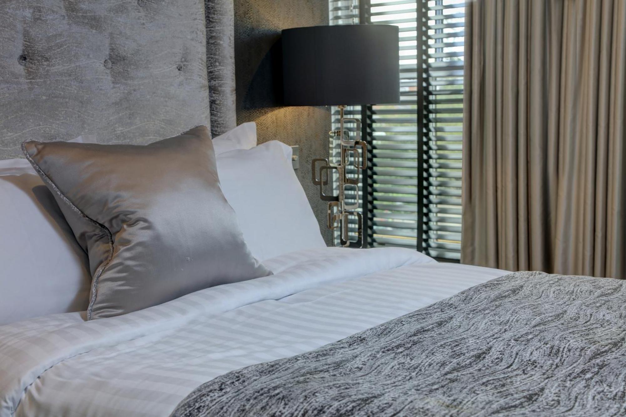 The Bold Hotel; Bw Signature Collection