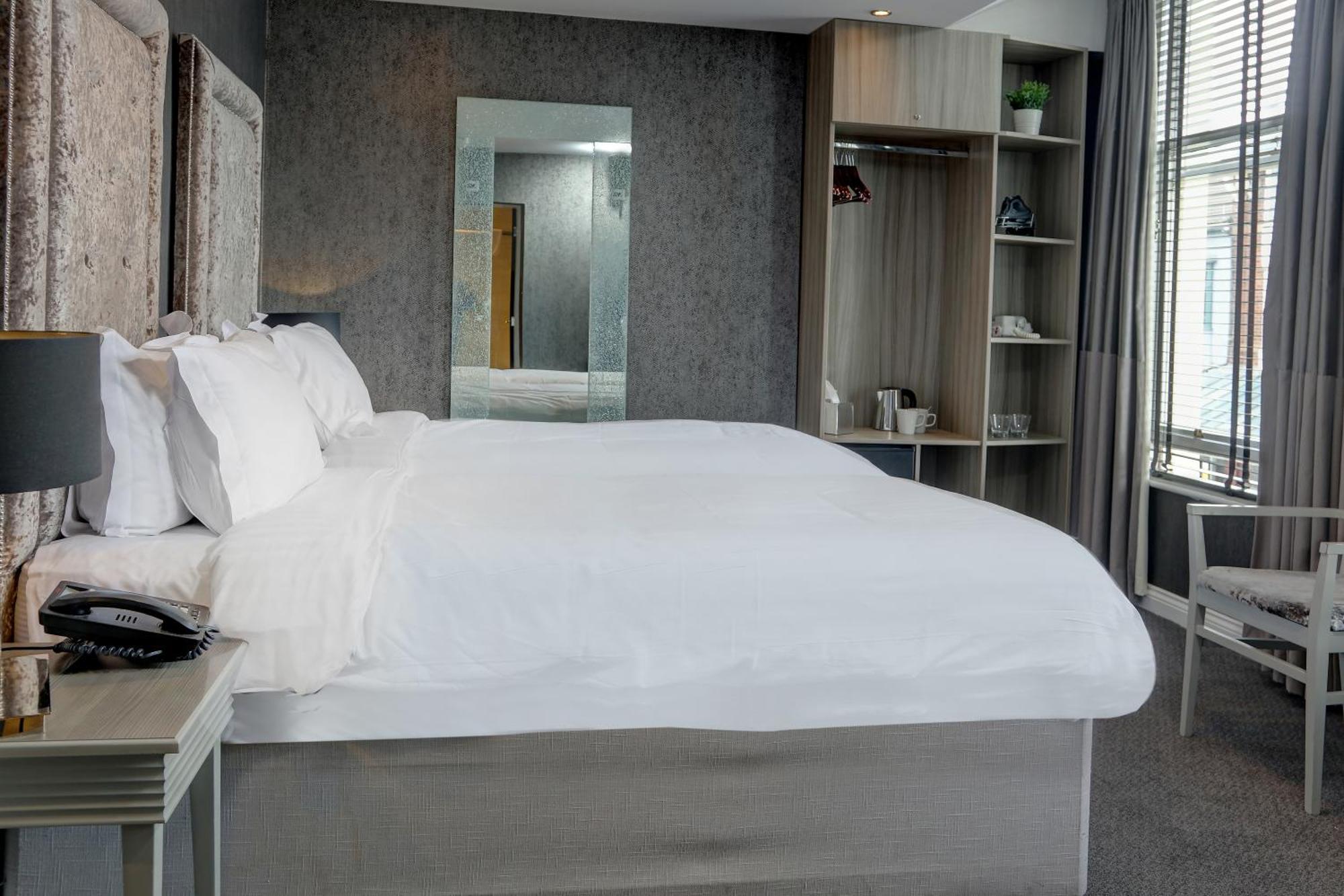 Hotel The Bold Hotel; Bw Signature Collection 4*