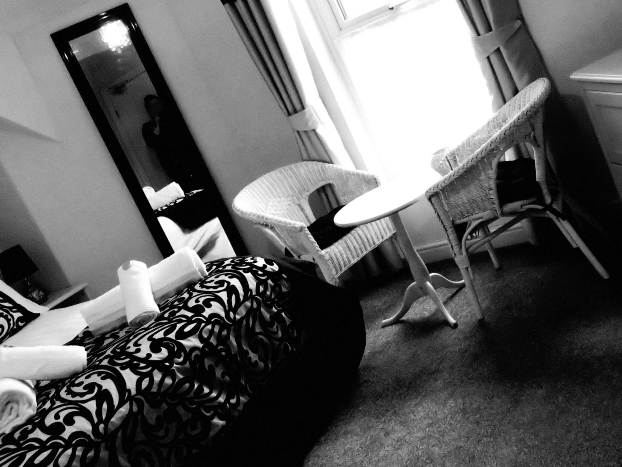 Bed & Breakfast The Heidi Southport