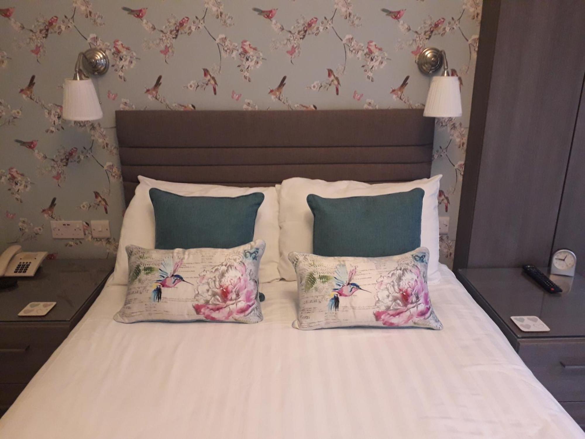 Bed & Breakfast Edendale House 3*