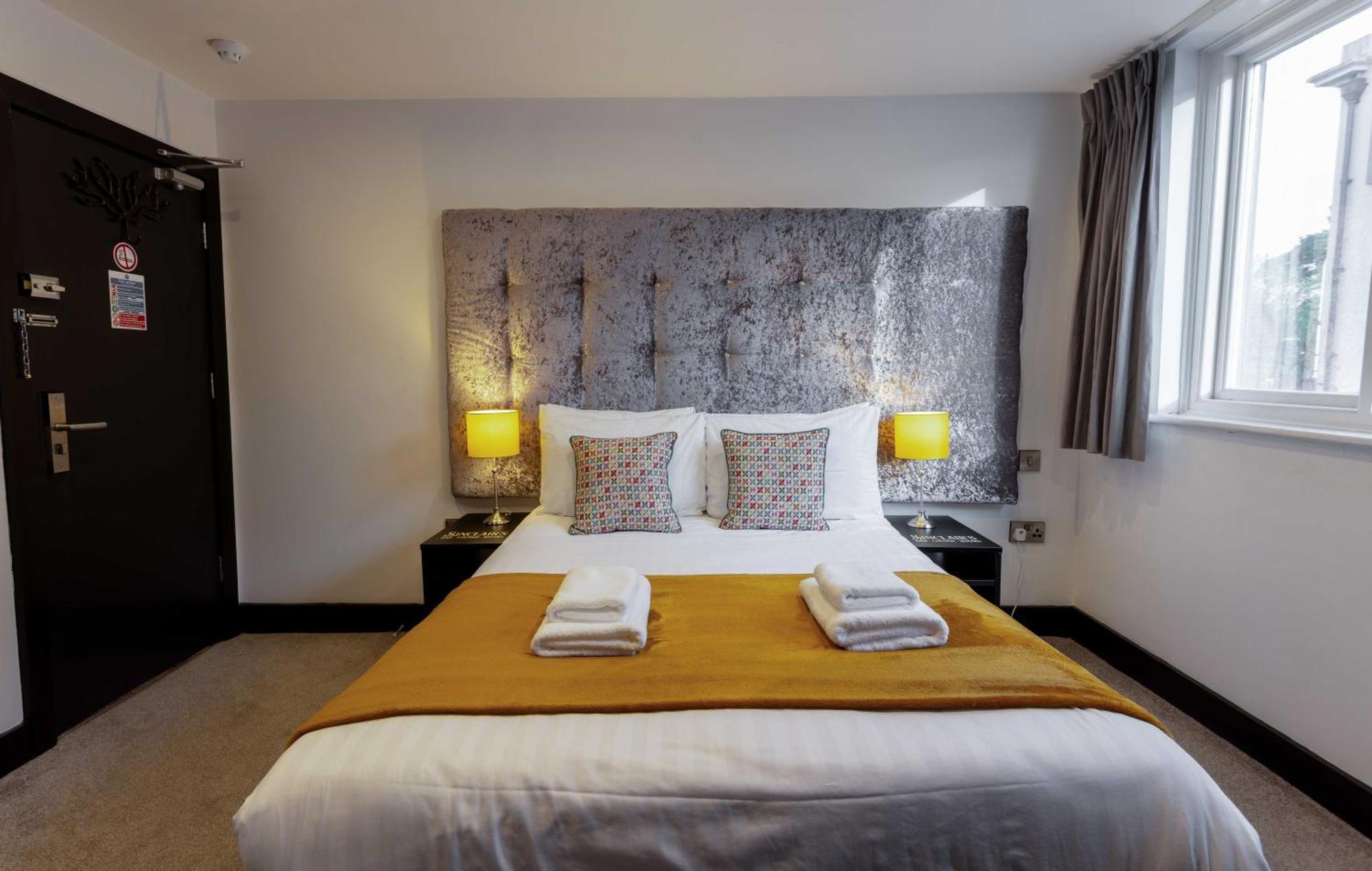 Sinclair'S Rooms Guest house