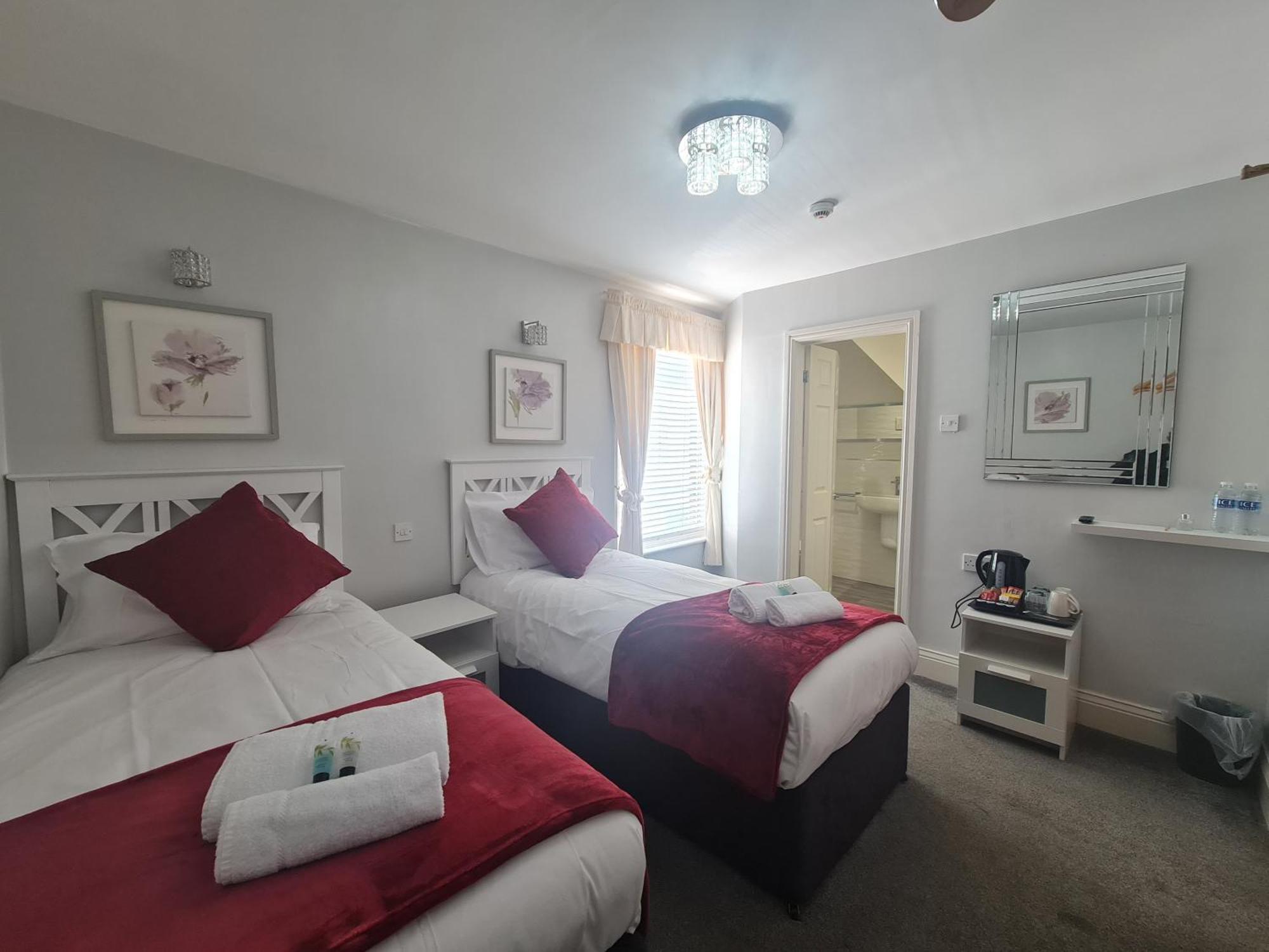 Clifton - Bed & Breakfast 4*