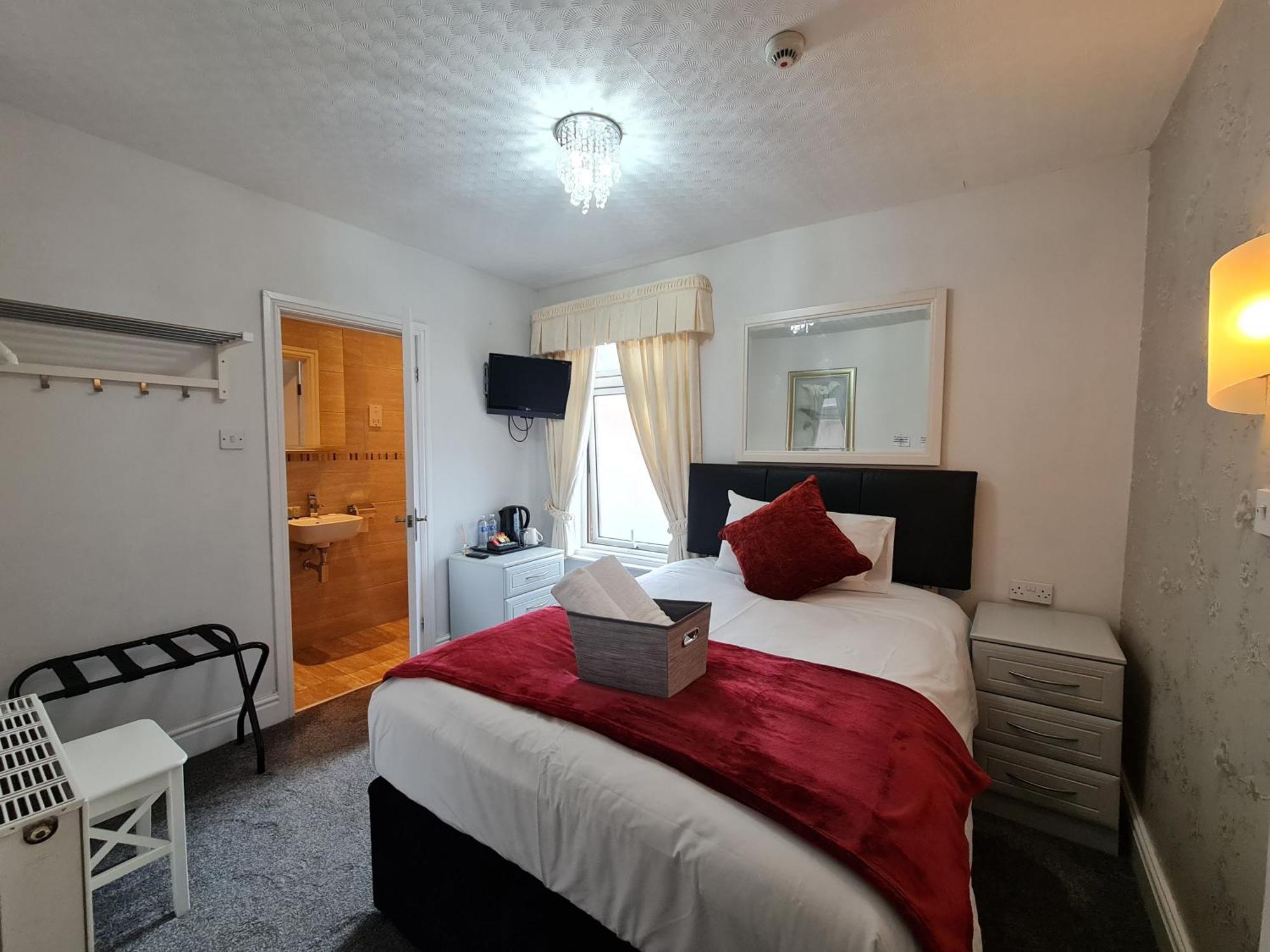 Clifton - 4* Southport