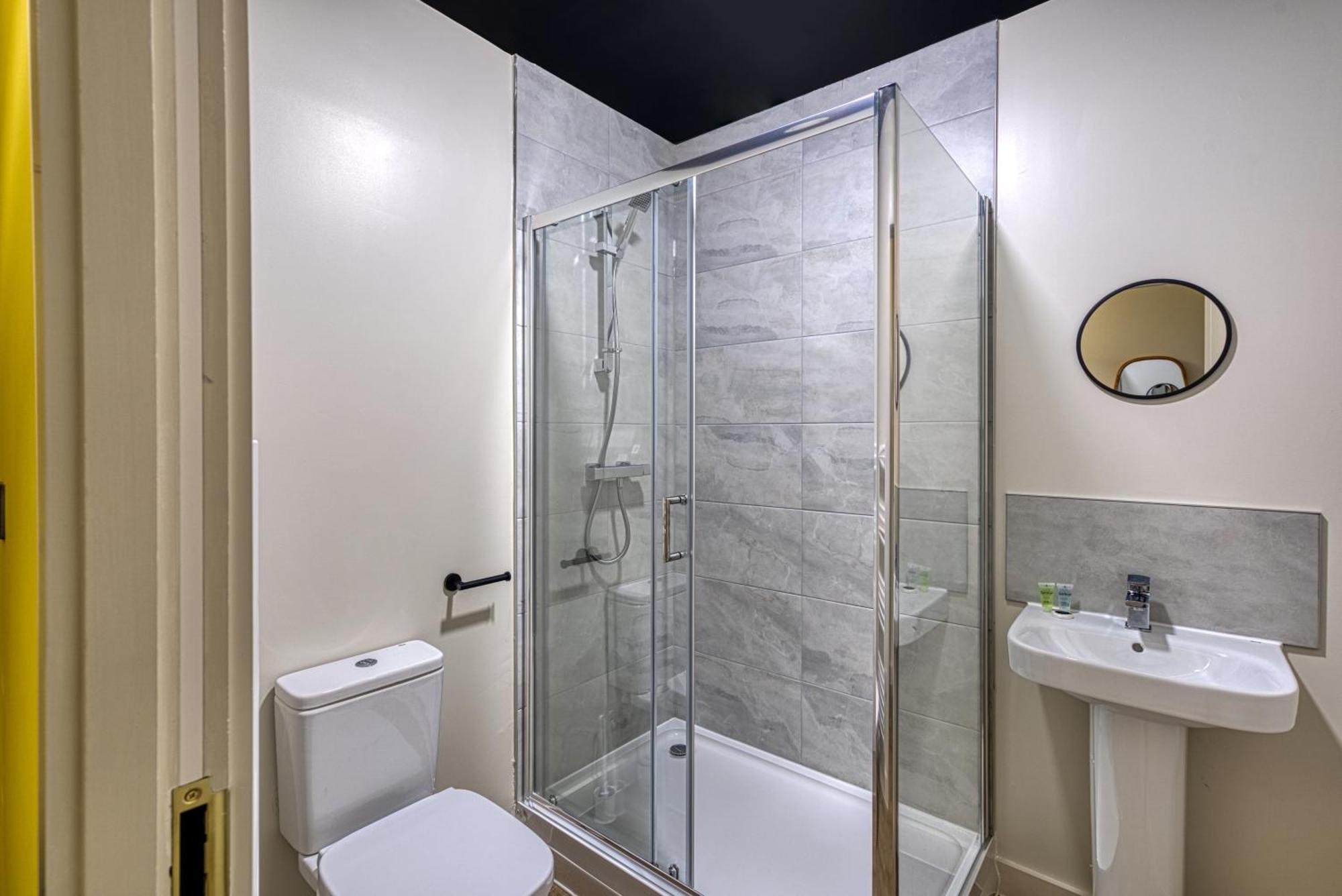 Renaissance 1 - 1 Bedroom In Apartment *