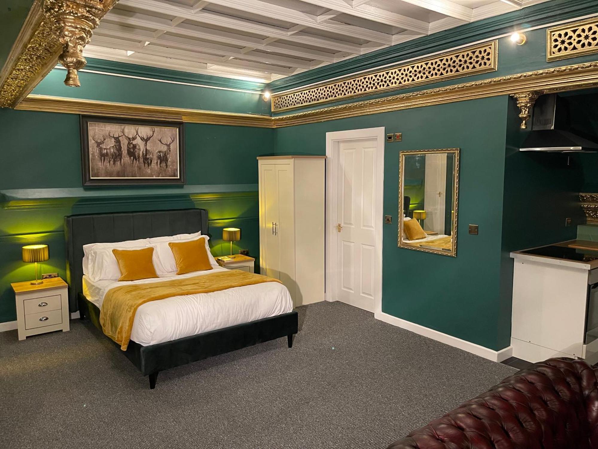 The Orange Suite - Sleeps 4 Apartment *