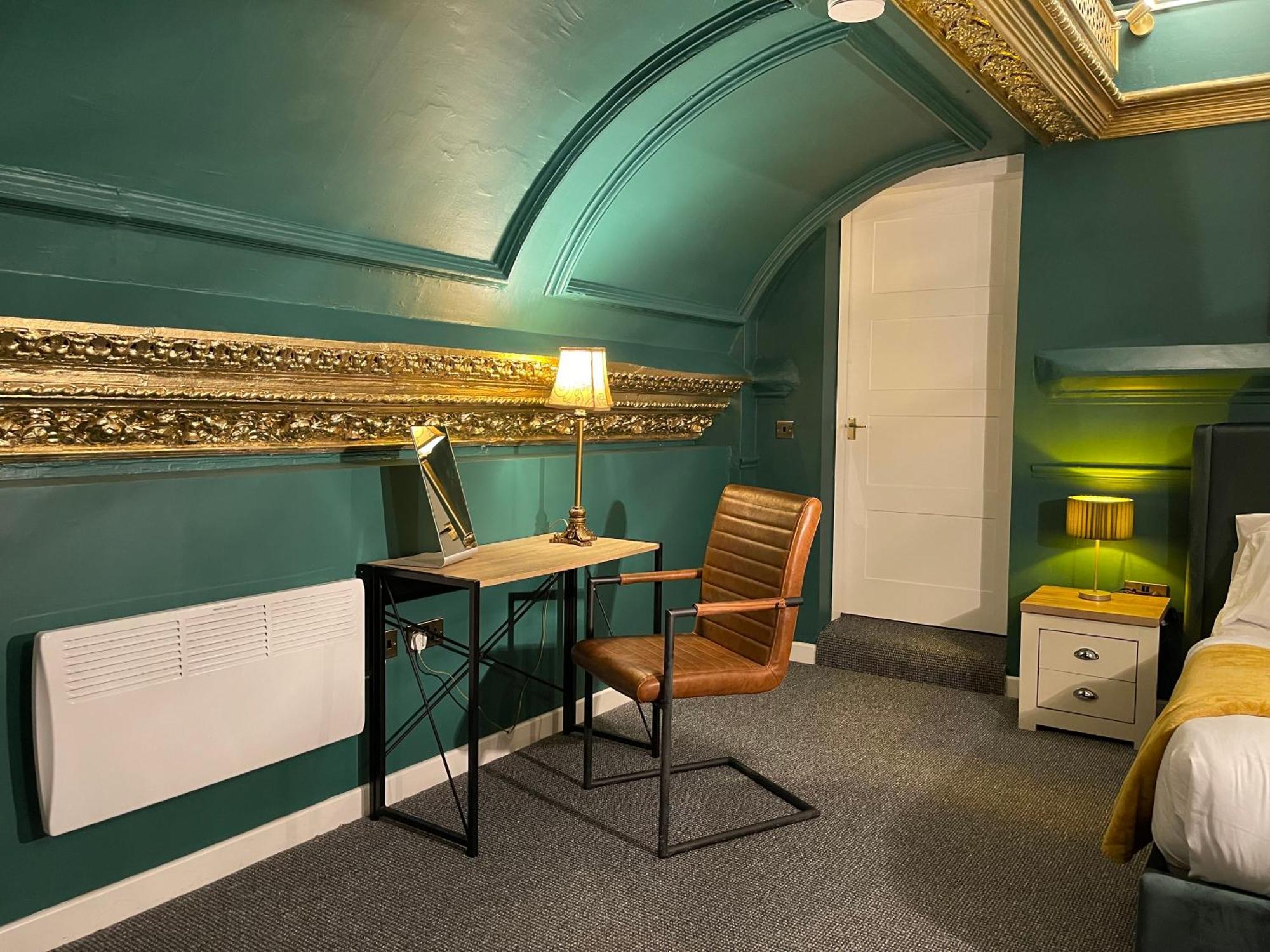 Apartment The Orange Suite - Sleeps 4 *