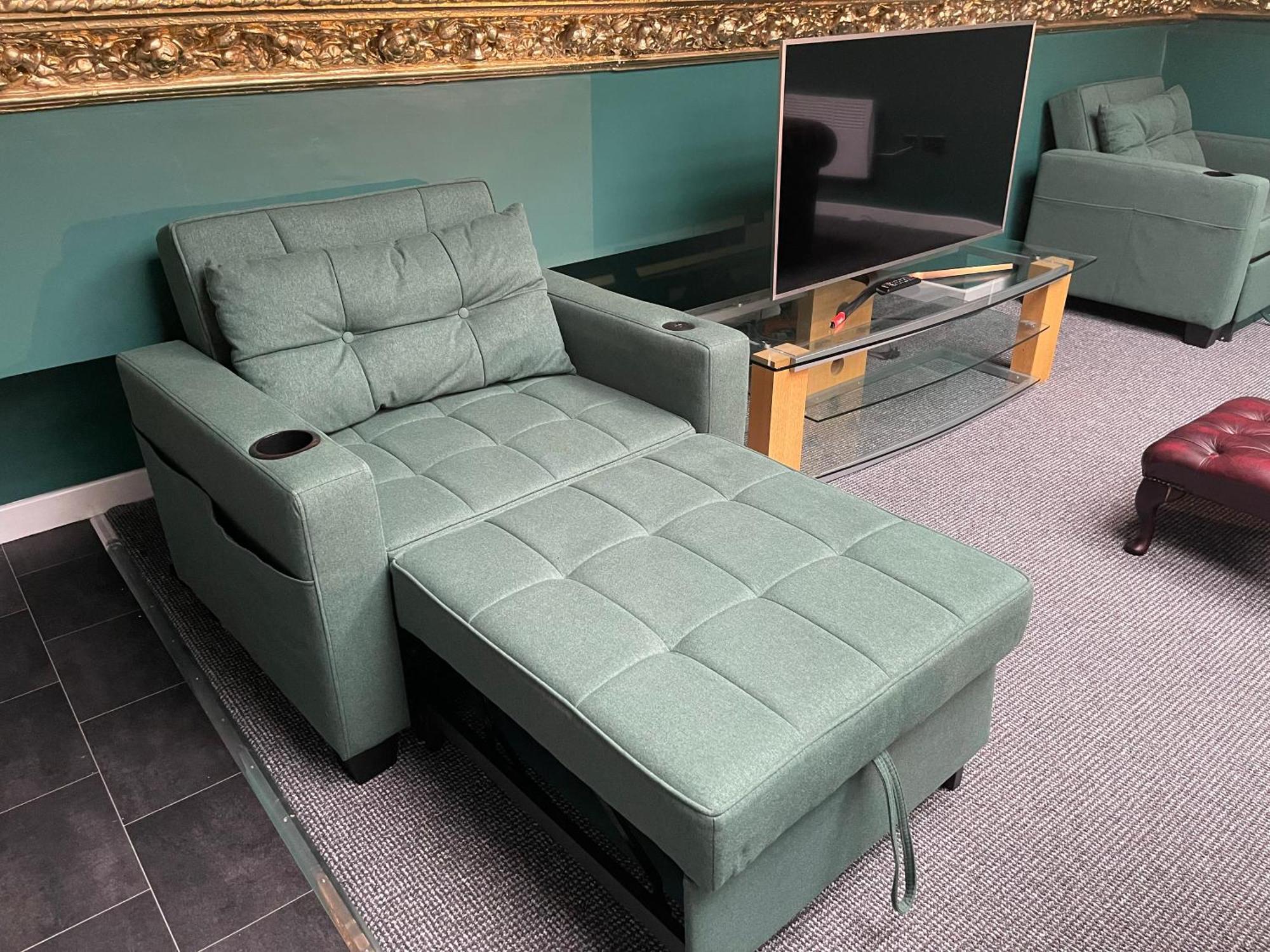 The Orange Suite - Sleeps 4 *