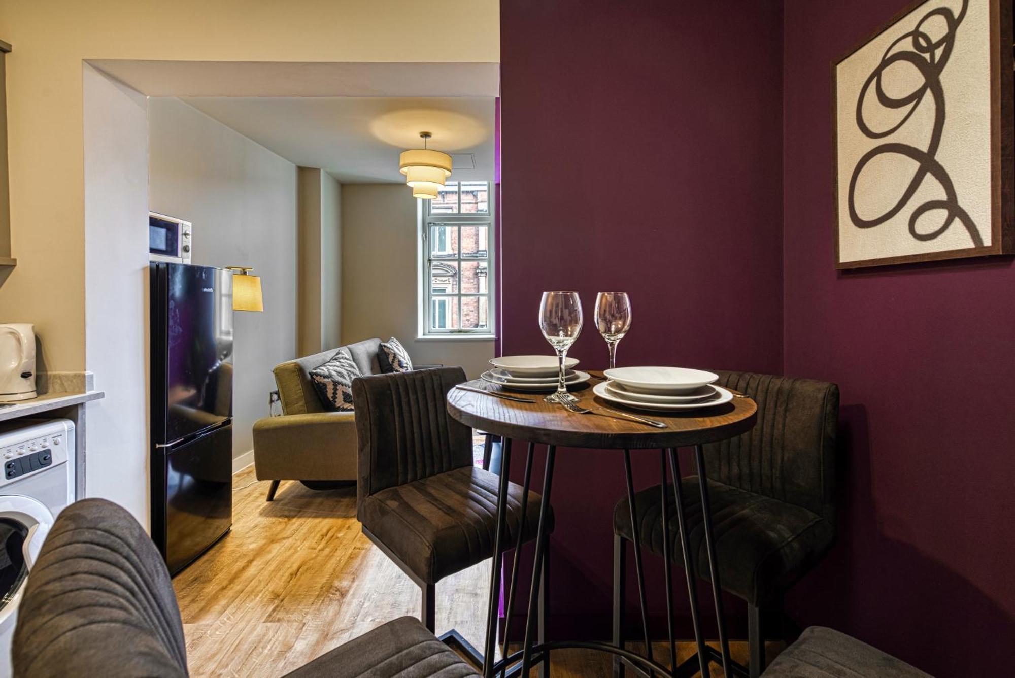 Renaissance 5 - 2 Bedroom In Apartment