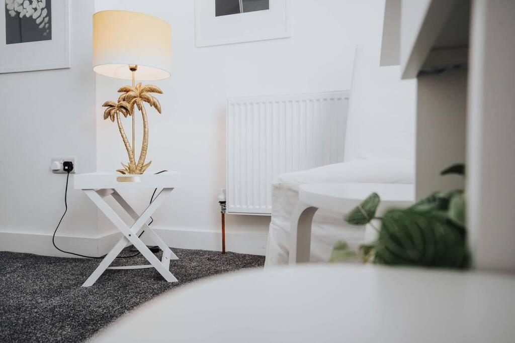 Apartment Santiago 4 - Free Parking Wi-fi Southport