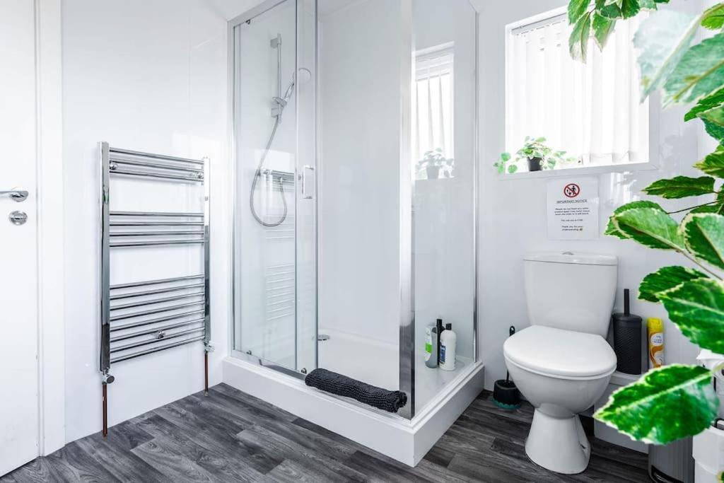 Apartment Santiago 3 - Free Parking Wi-fi Southport