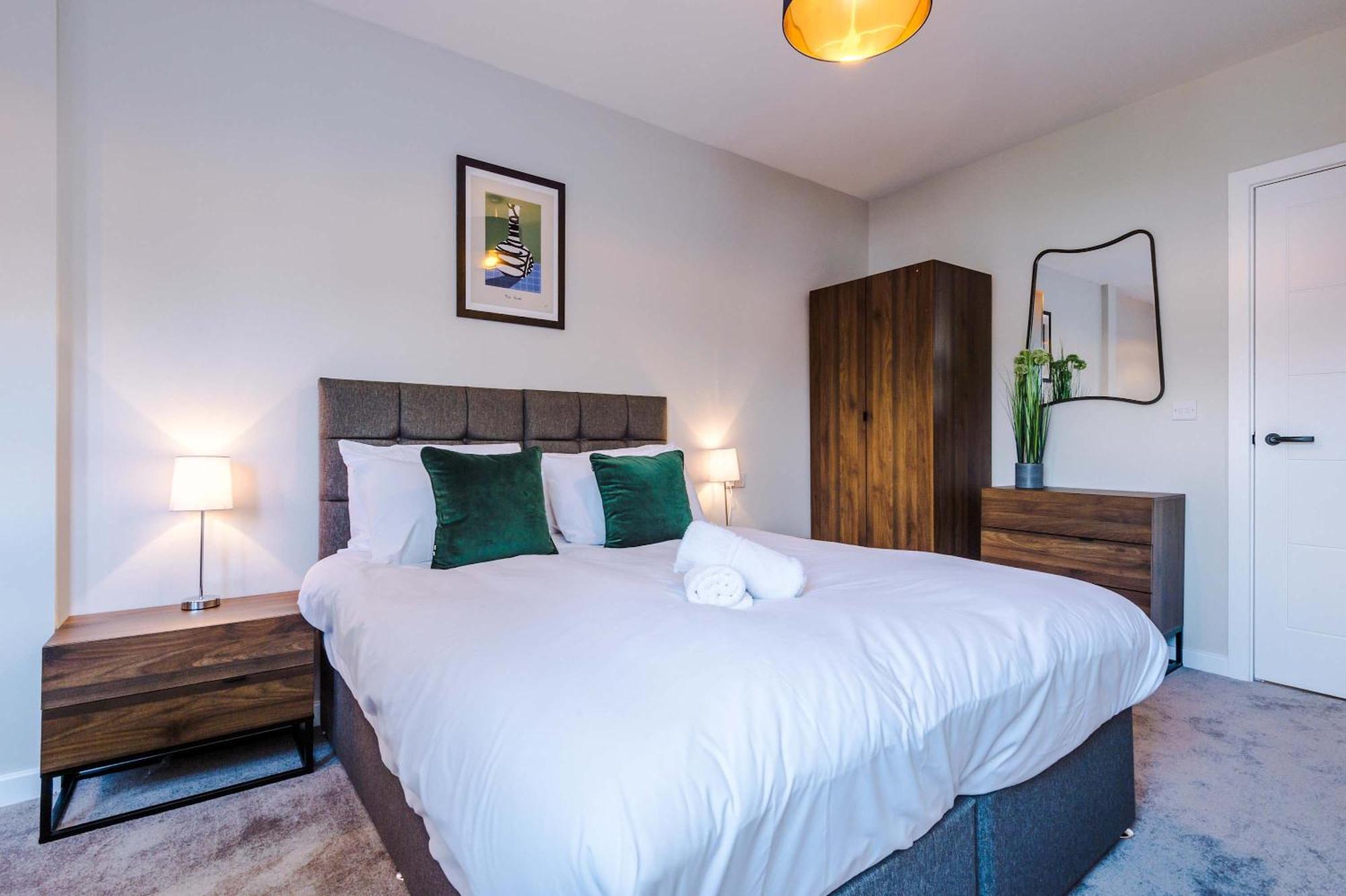 Lovely 2 Bedroom In Centre *