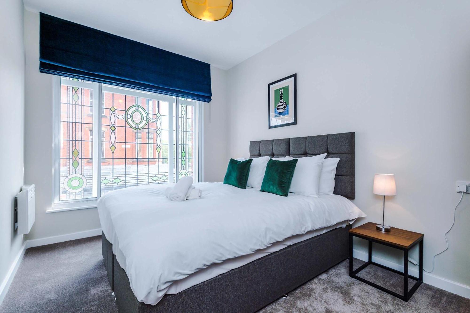 Smart 1 Bedroom In Centre *