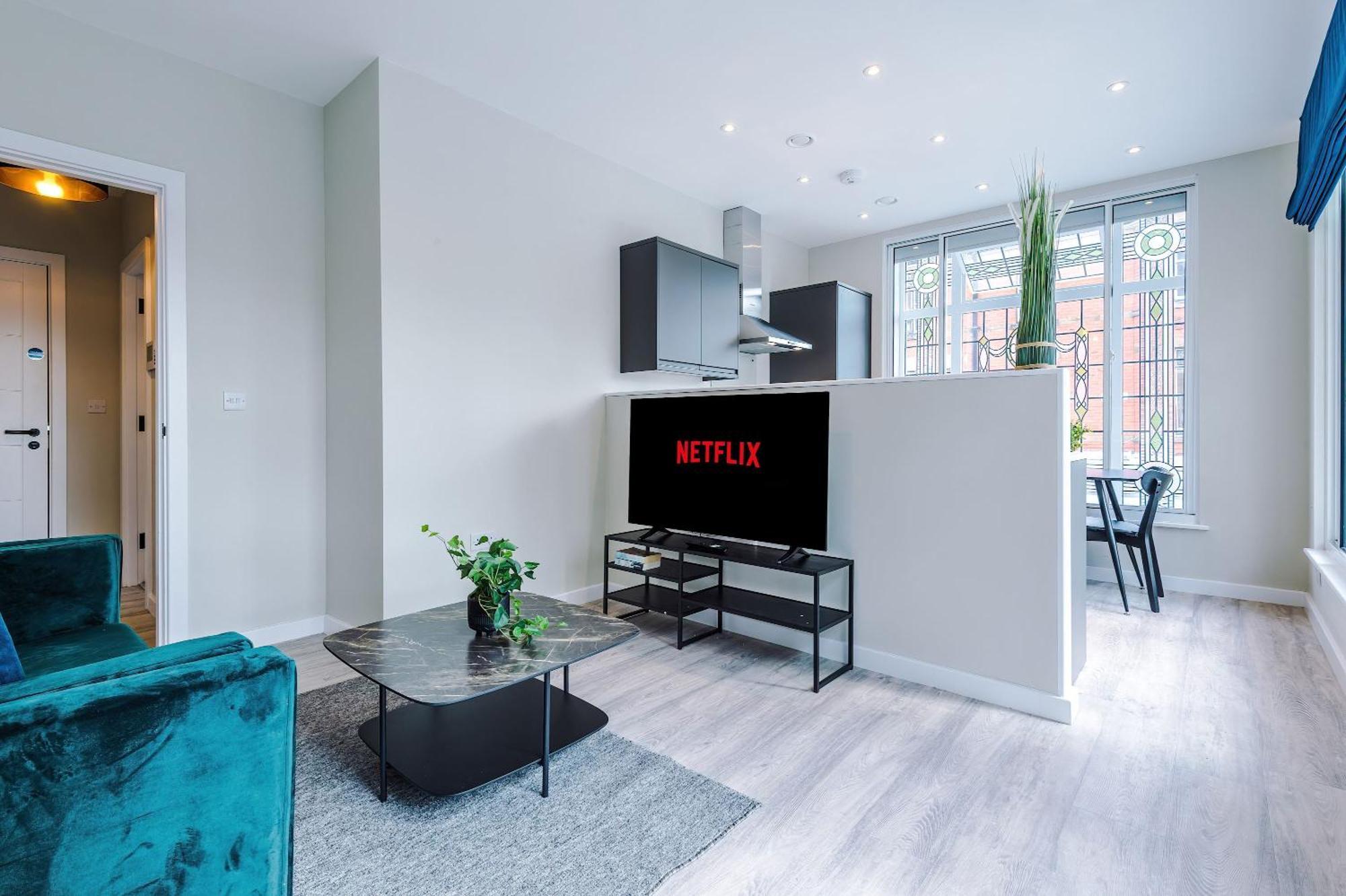 Smart 1 Bedroom In Centre *