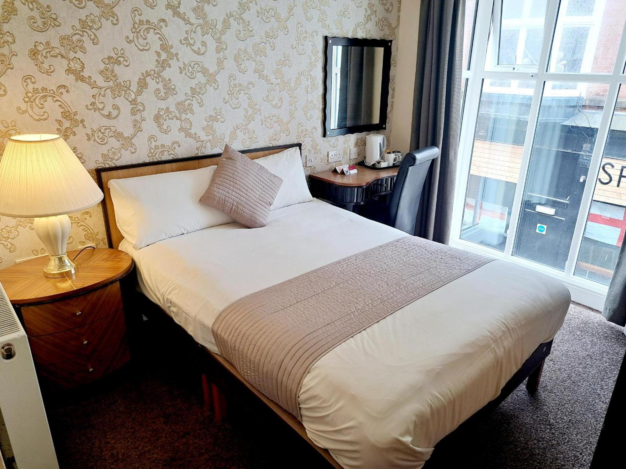 Hotel Scarisbrick 3*