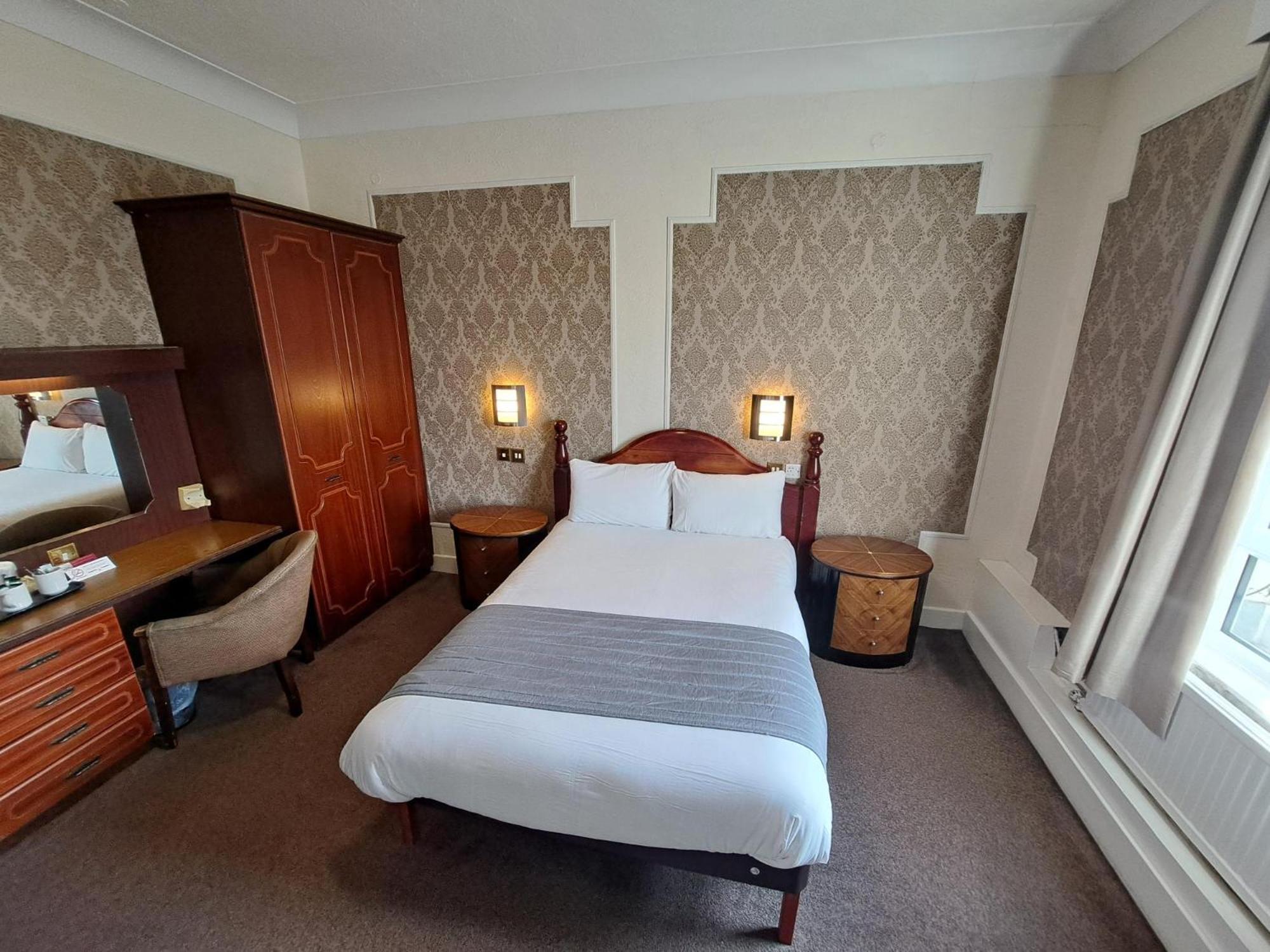 Scarisbrick Hotel Southport