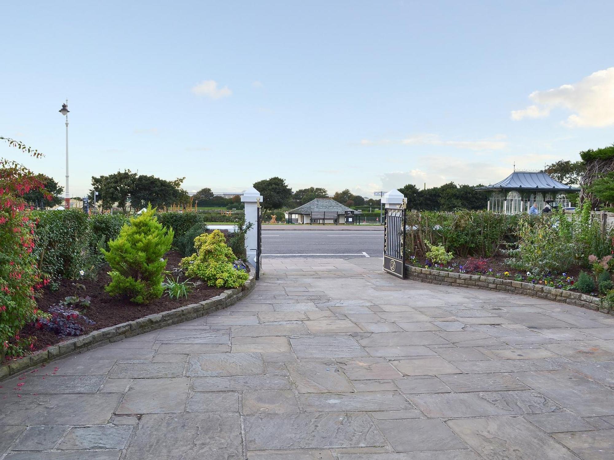 Sandfield The Promenade Holiday home