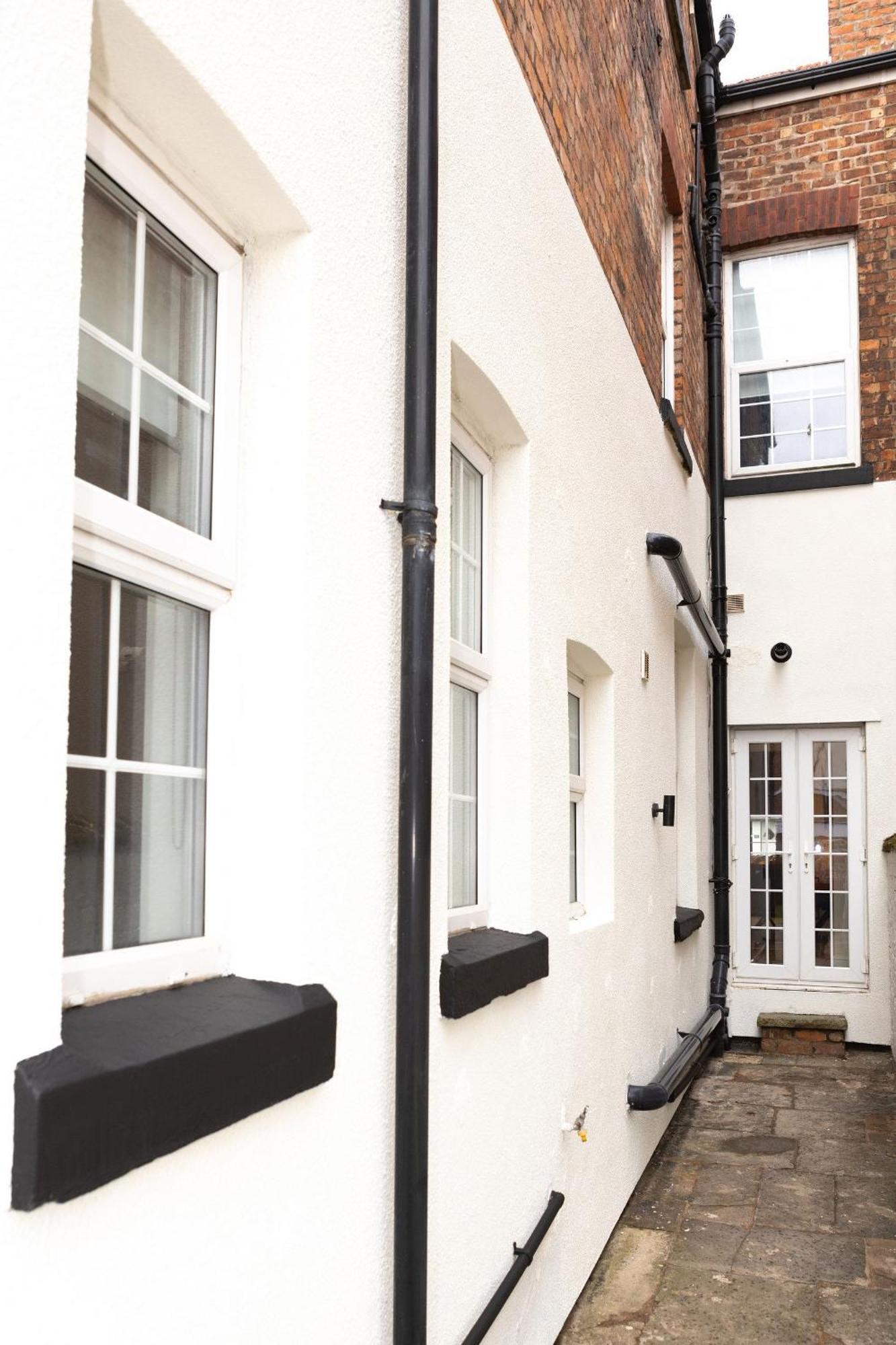 Lethbridge 49 3-bedroom With Garden, Fibre Wifi, Free Parking, Sleeps 6 * Southport
