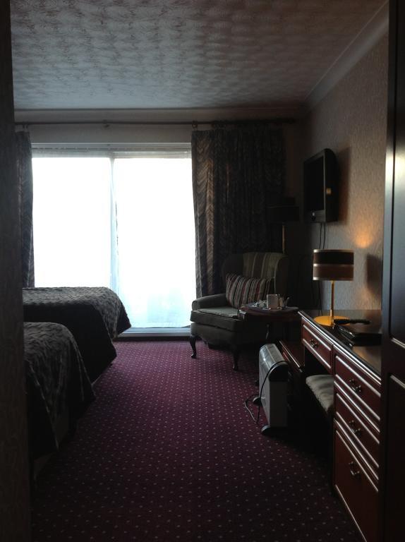 Balmoral Hotel 2*