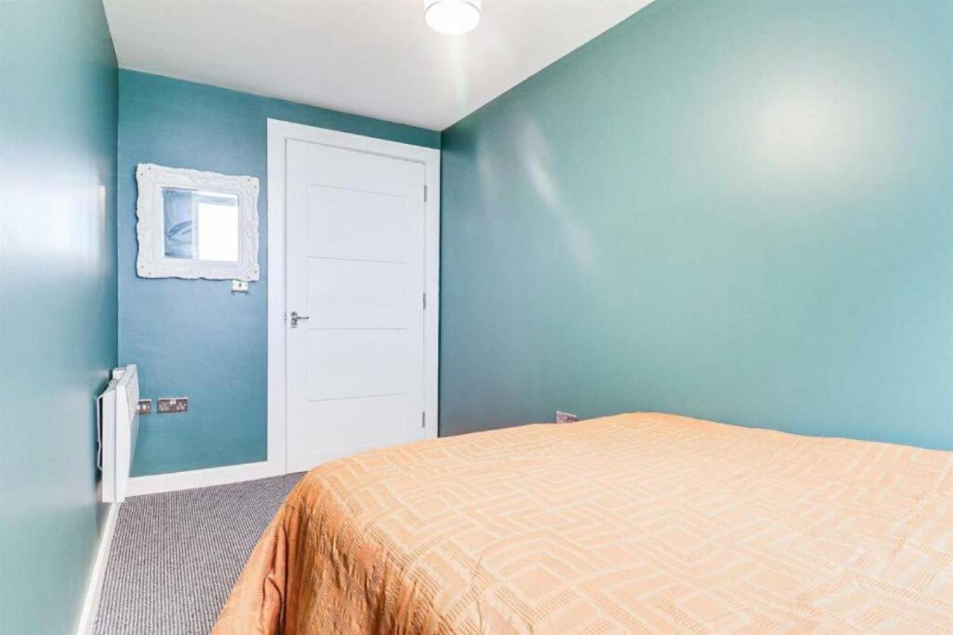 Apartment The Green Suite - Sleeps 6 - Three Bedrooms