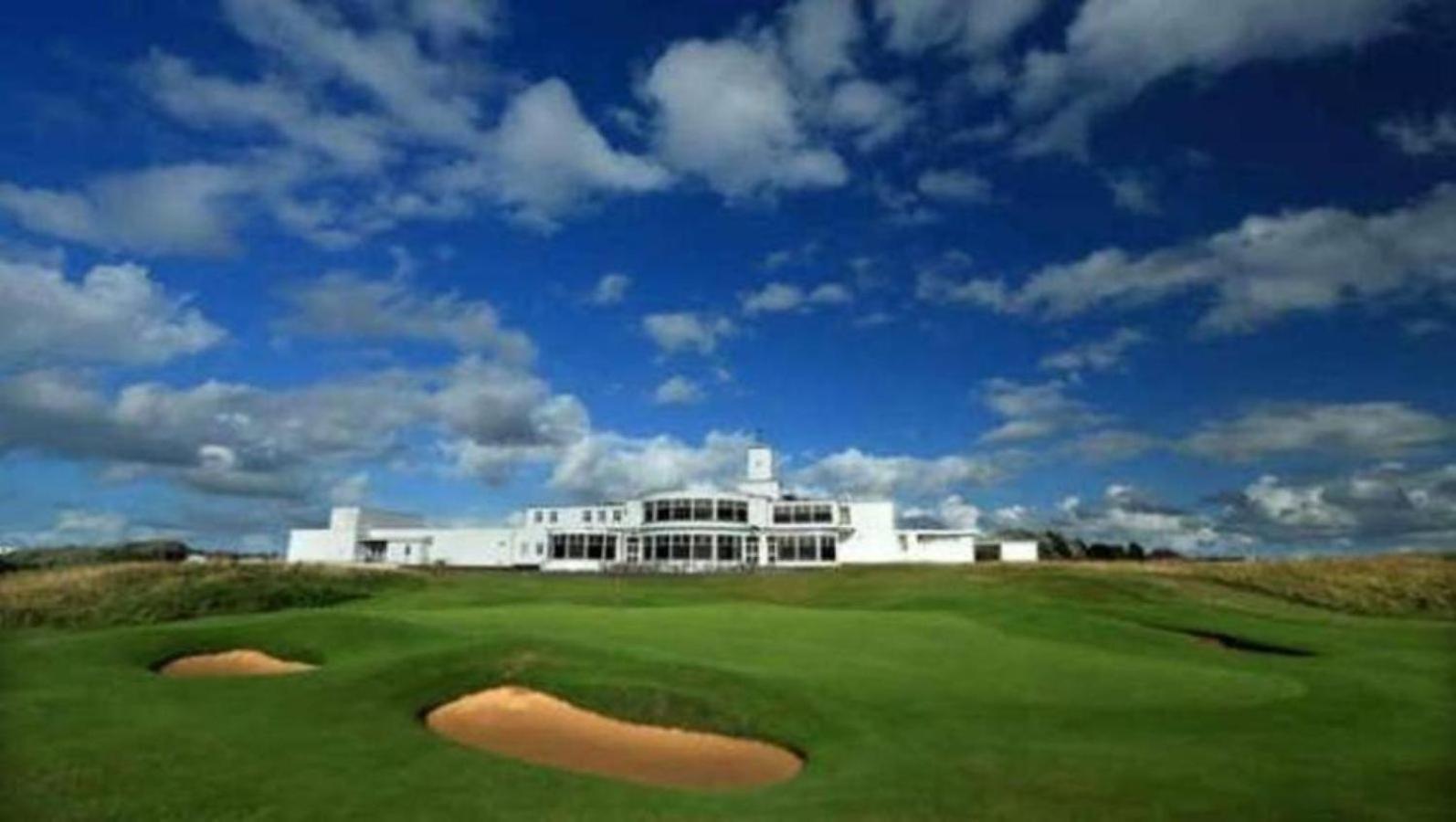 Apartment The Green Suite - Sleeps 6 - Three Bedrooms Southport