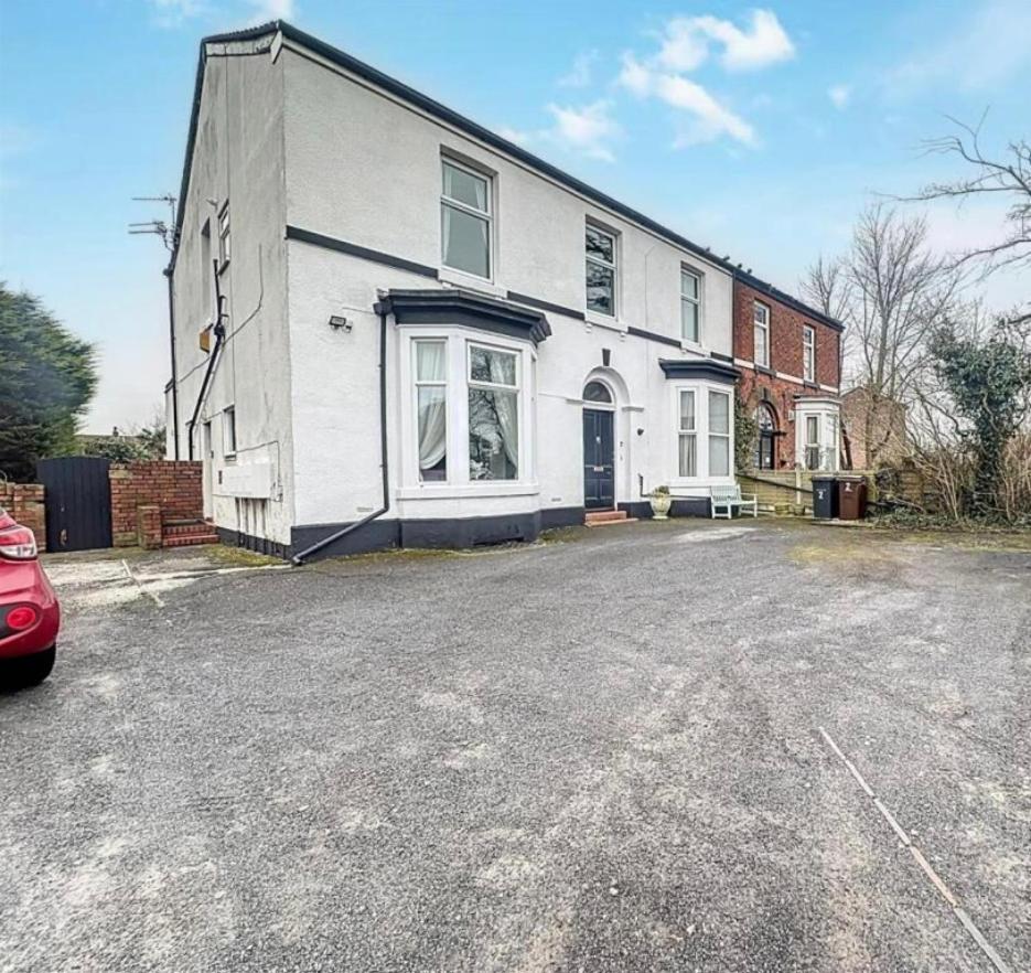 Zetland House - First Floor With Garden And Parking * Southport