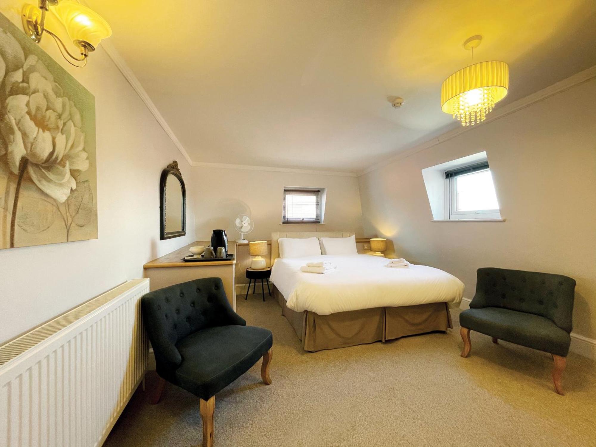 Dukes Folly 3* Southport
