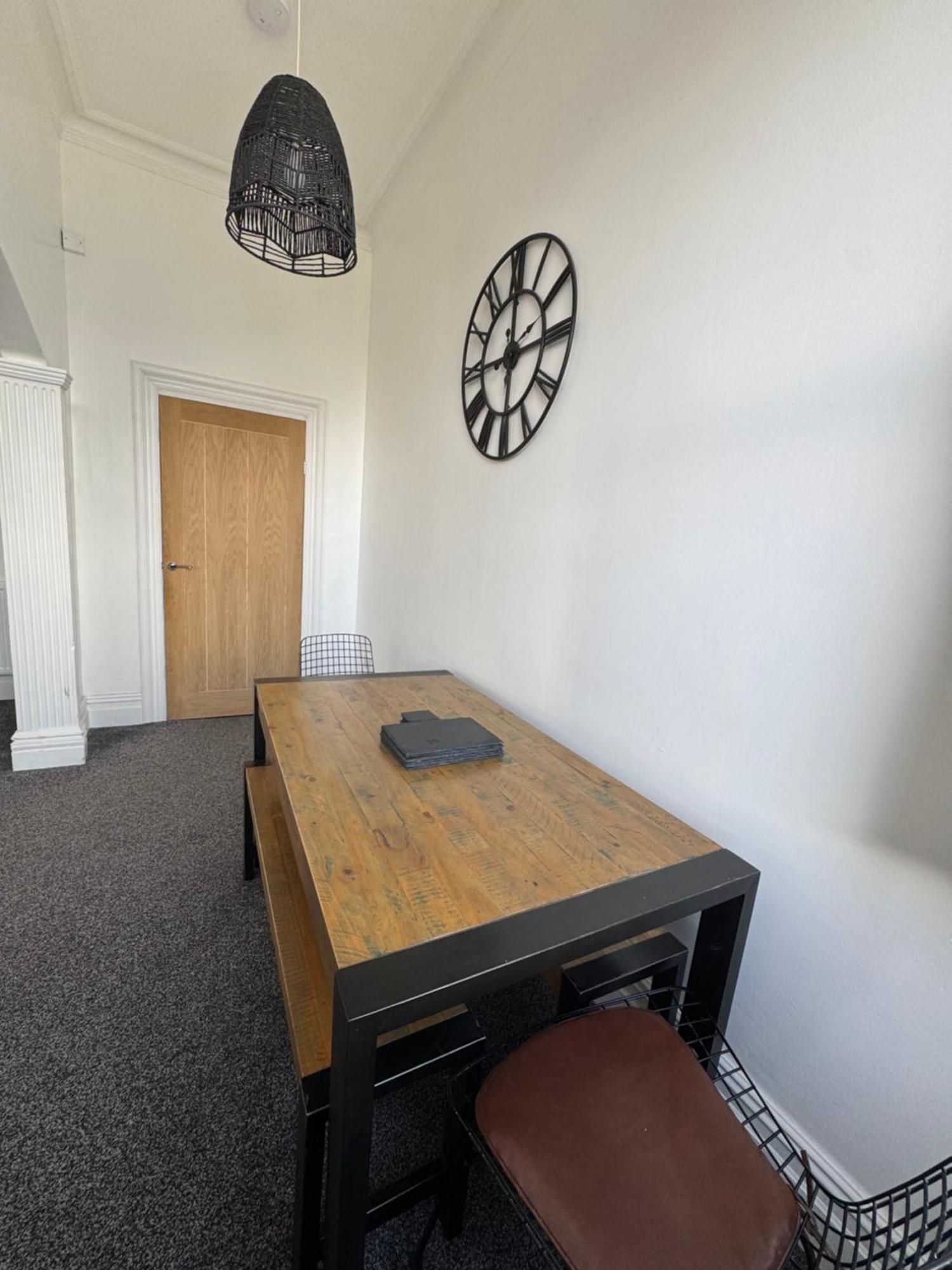 Spacious Victorian Birkdale With Garden Apartment *