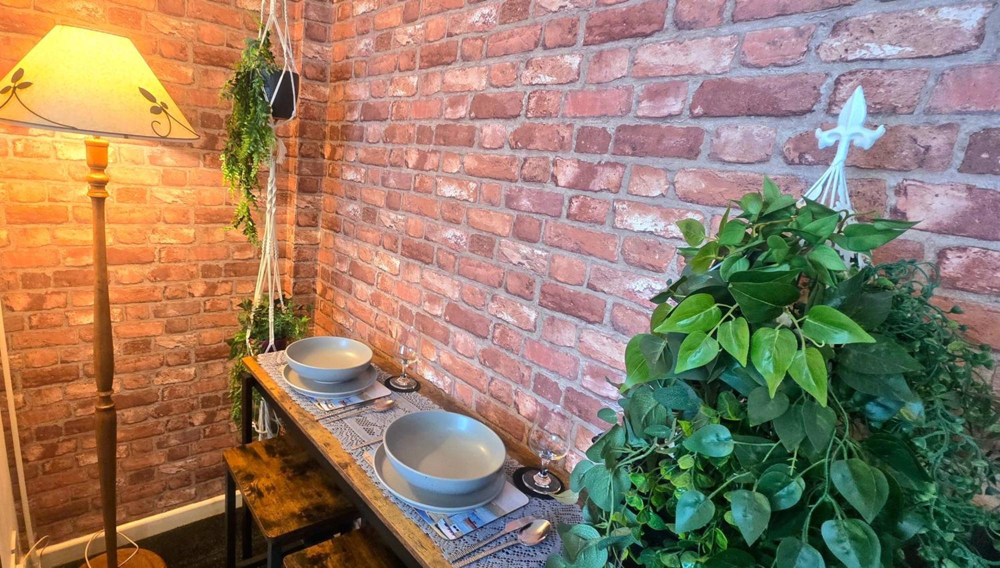 The Hideaway Cottage Feel Patio Central Parking * Southport