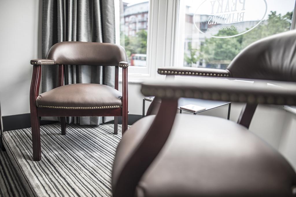 Sinclair'S Rooms Southport