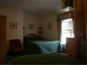 Carlton Hotel 4*