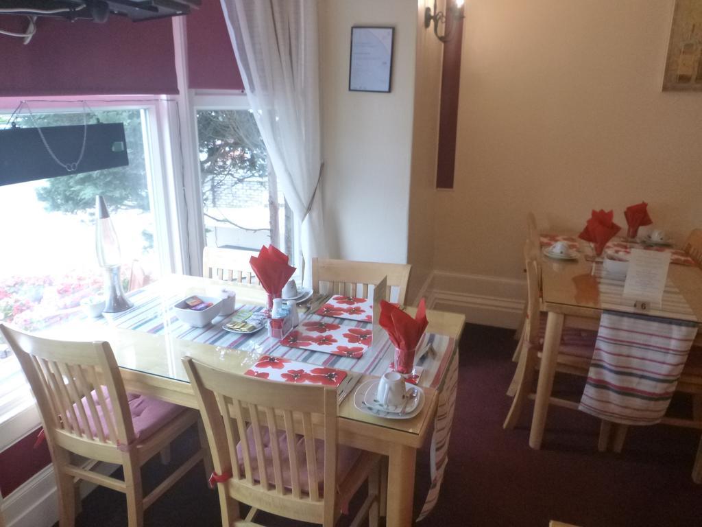 The Warwick Guest house 4*