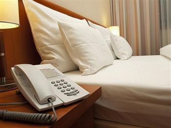 & Victoria Hotel