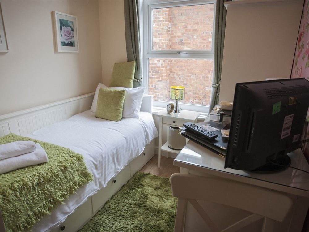 Guest house The Leicester 4*