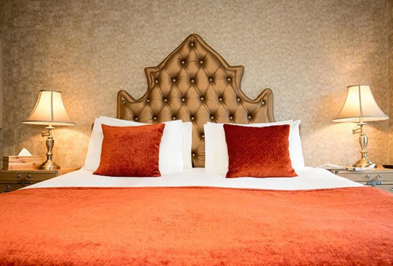 Signature Living, Serviced Apartments, Liverpool * Southport