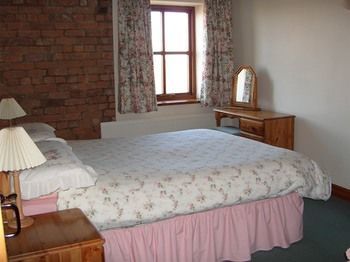 Sandy Brook Farm Apartment Southport