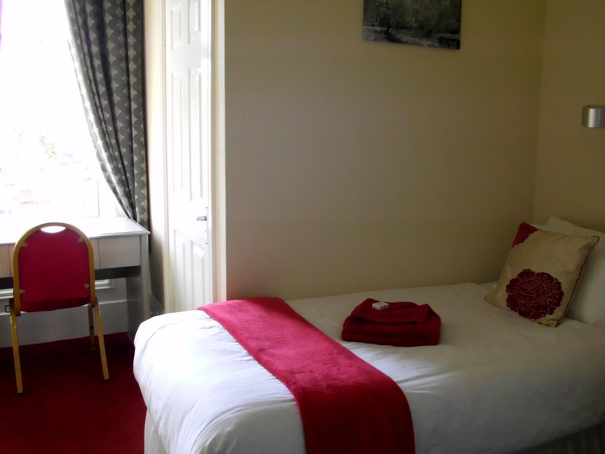 Hotel Salfordian Southport